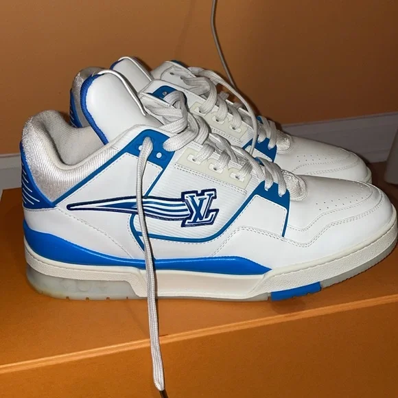 Mens Louis Vuitton Trainer Azur size 9
